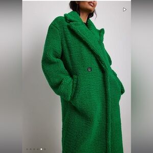 Brand new NA-KD green teddy coat